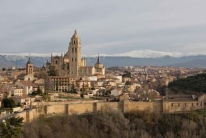 Madrid: Private 12-Hour Tour to Ávila and Segovia