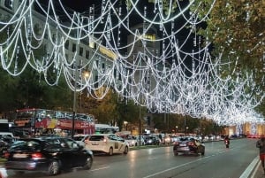 Madrid: Privat tur med julelys i tuk-tuk til rytmen av julesanger