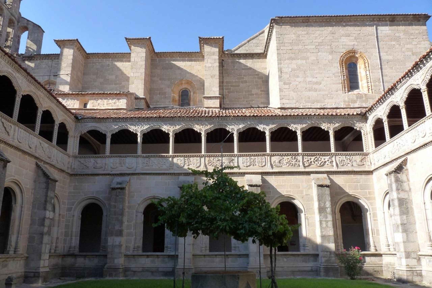 Madrid: Private Halbtagestour nach Ávila mit ortskundigem Guide