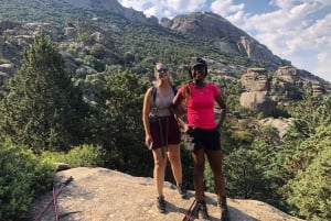 Madrid: Tour privato a piedi nel PN La Pedriza con trasporto