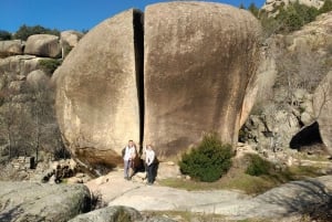 Madrid: Tour privato a piedi nel PN La Pedriza con trasporto