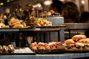 Madrid: Tour privado de tapas a pie con un guía local