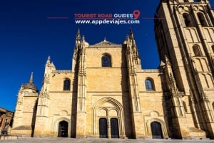 Madrid: Private Tour Ávila - Segovia with Tapas Route