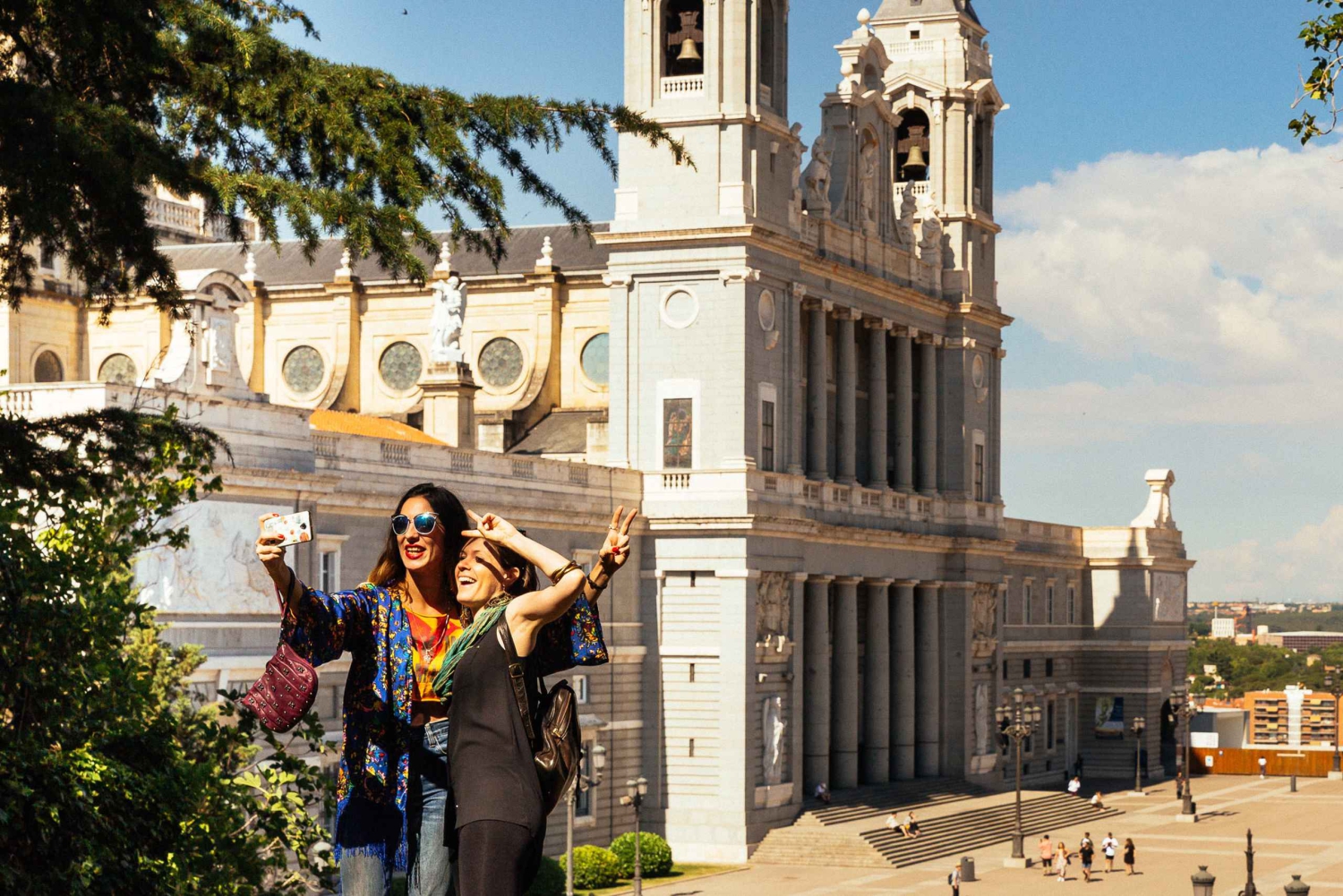 Madrid: Private Tour w/ Locals – Highlights and Hidden Gems