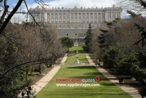 Madrid: Tour privato a piedi di 4 ore con il Palazzo Reale