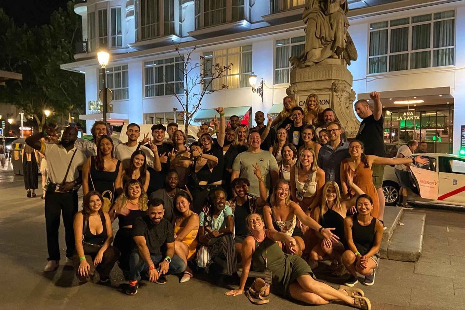 マドリード：パブクロール | 無料のショット & 無料のクラブ入場