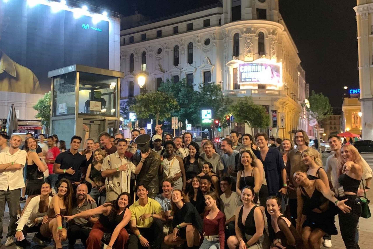 マドリード：パブクロール | 無料のショット & 無料のクラブ入場