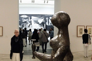 Madrid: Reina Sofia Museum Private Tour with Skip-the-Line