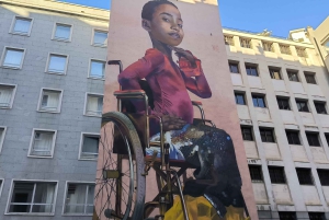 Madrid: Reina Sofia Museum Private Tour with Skip-the-Line