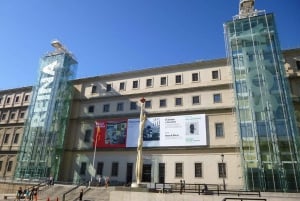 Madrid: Reina Sofia Museum Skip-the-Line Guided Museum Tour