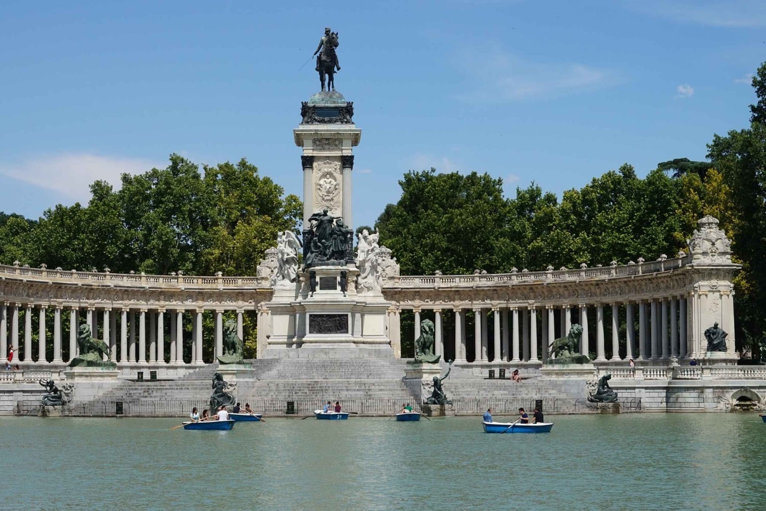 Madrid : Visite guidée du parc du Retiro et dégustation de tapas