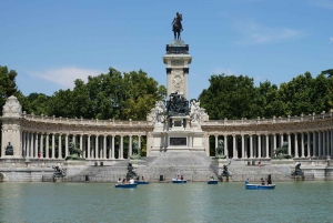 Madrid: Retiro Park Guided Tour and Tapas Tasting