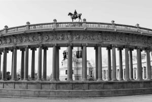 マドリード：レティーロ公園ガイド付き散策ツアーとグルメタパス