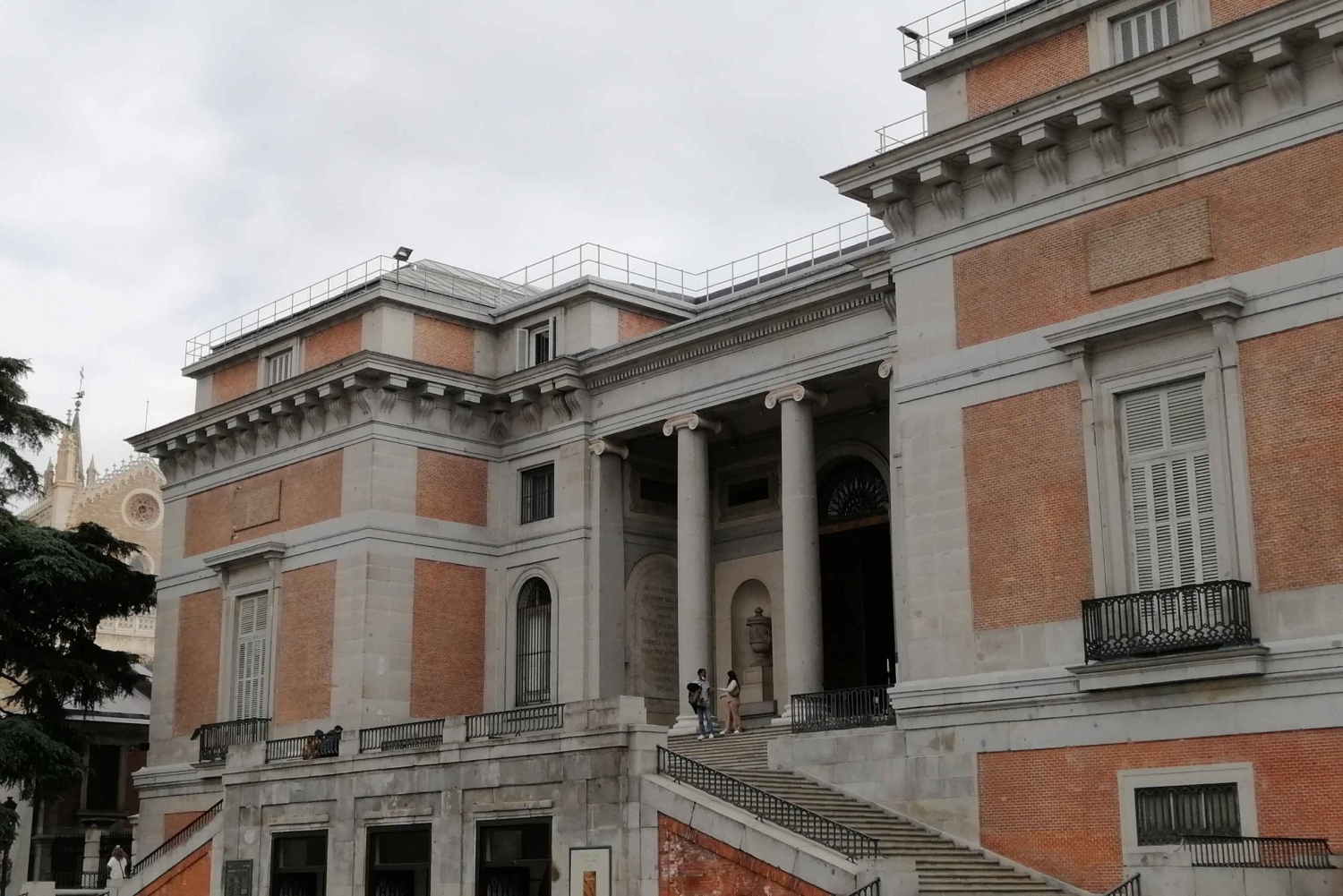 Madrid: Retiro Park Walking Tour with Prado Museum Ticket