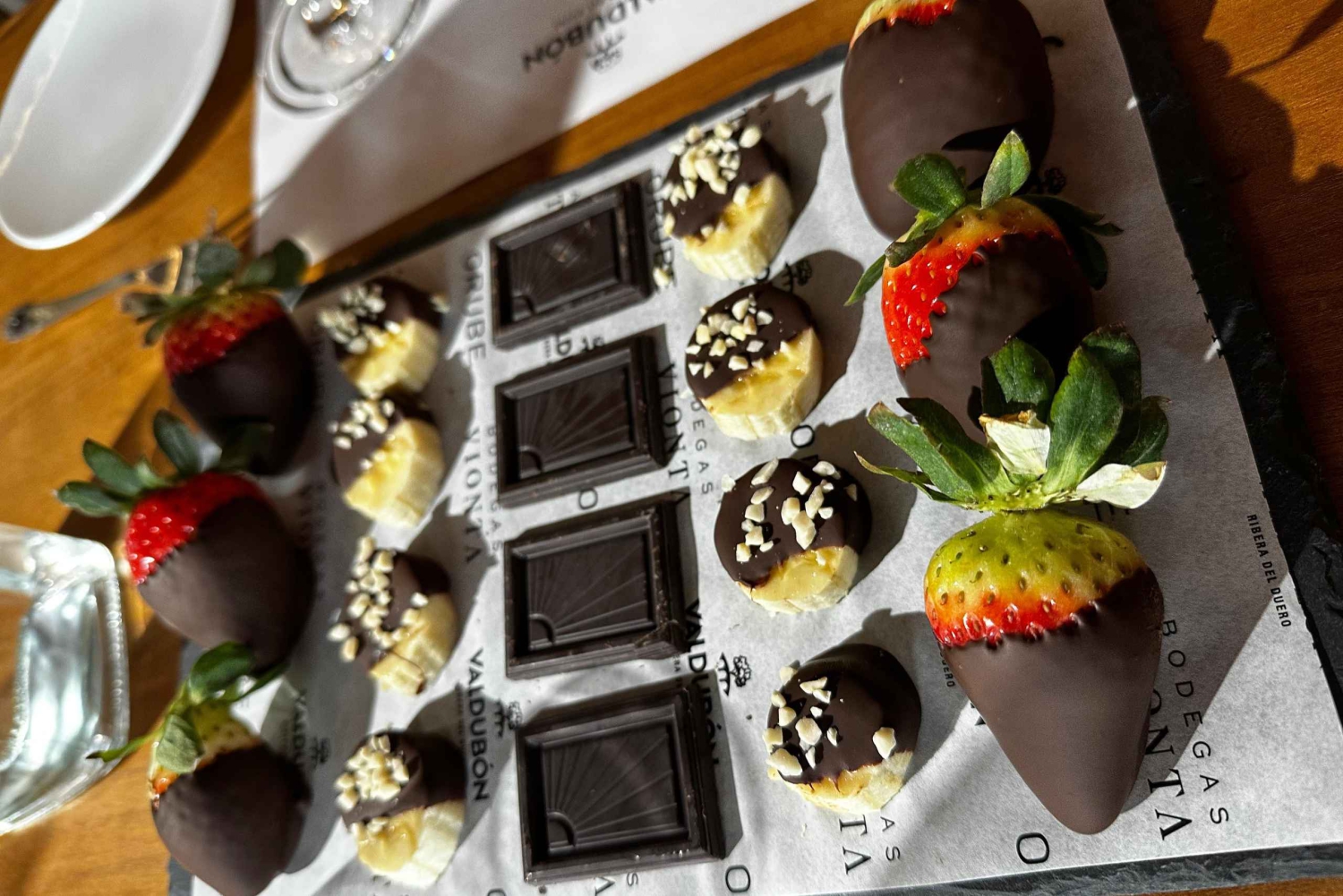 Madrid: Ribera del Duero Wine Tour with Tastings and Lunch