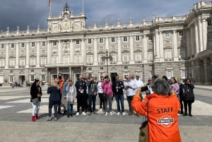 Madrid: Ticket de entrada al Palacio Real y tour en grupo reducido