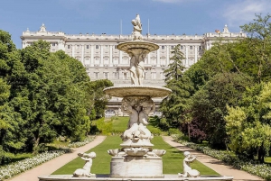 Madrid: Madridin kuninkaallinen palatsi: Kuninkaallinen palatsi Fast-Access pääsylipulla