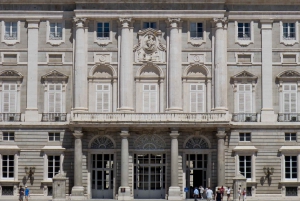 Madrid: tour guidato del Palazzo Reale con ingresso