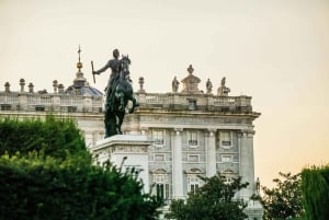 Madrid: Guidet tur i det kongelige palads med entrébillet
