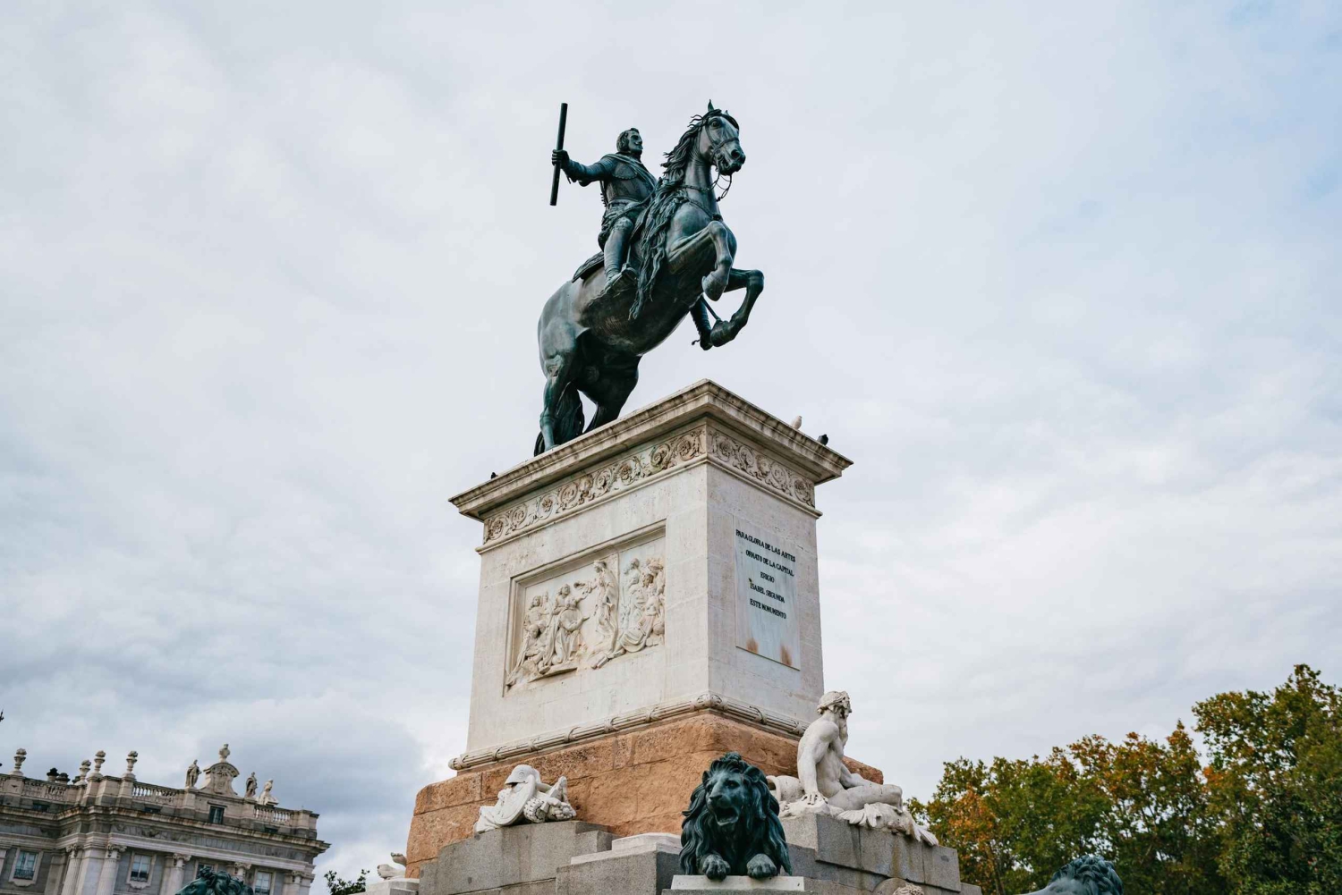 Madrid : Visite guidée du Palais royal avec entrée coupe-file