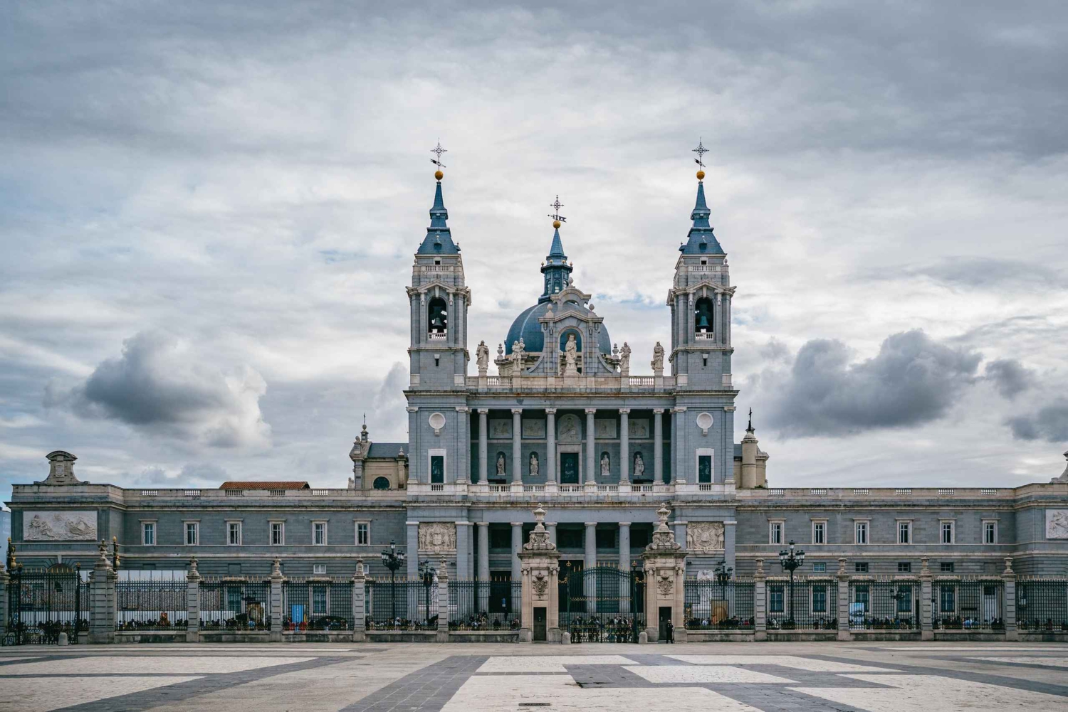 Madrid : Visite guidée du Palais royal avec entrée coupe-file