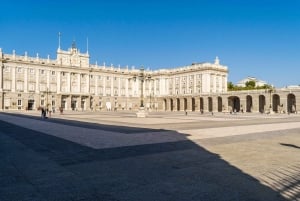 Madrid: Royal Palace Guided Walking Tour With Access