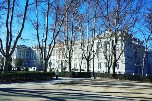 Madrid: Royal Palace & Prado Museum Private Tour
