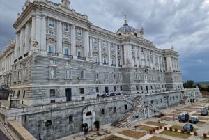 Madrid Private tour: Royal Palace & Cathedral & Old city