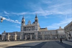 Madrid: Royal Palace Private Guide with Expert Guide