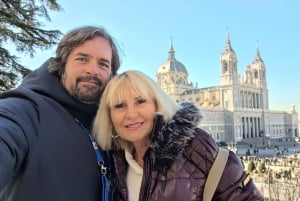 Madrid: Privat omvisning i det kongelige slott med Skip-the-Line-billetter