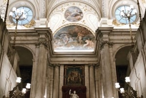 Madrid: Royal Palace Skip-the-Line Guided Museum Tour