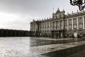 Madrid: Royal Palace Skip-the-Line Guided Museum Tour