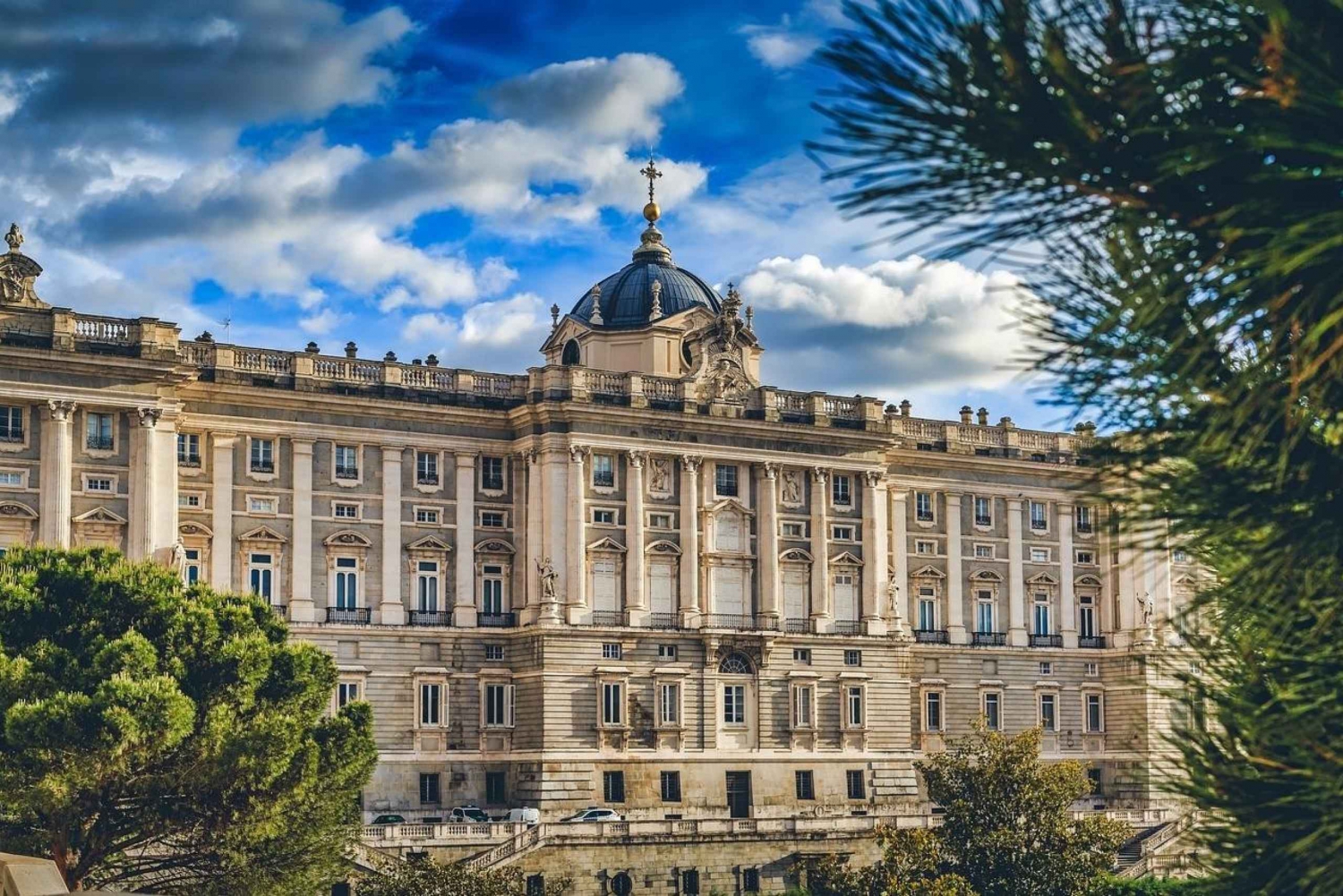 Madrid: Royal Palace Skip The Line Guided Tour