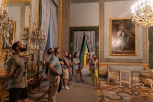 Madrid: rondleiding in kleine groep door het Koninklijk Paleis & wijnproeverij