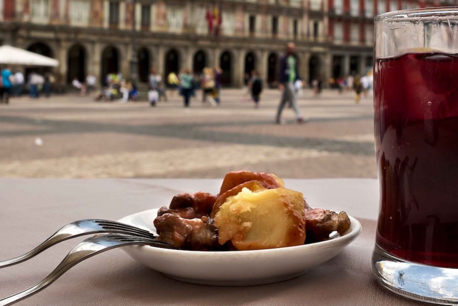 Madrid’s Tapas Spots: A Self-Guided Audio Tour