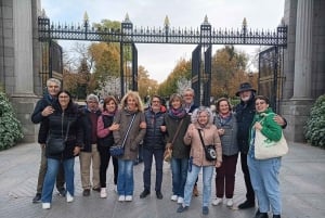 Madrid: Geheimen van het Retiro Park 2 uur durende wandeltour