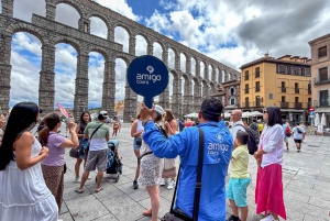 Madrid: Segovia & Ávila heldag med Alcázar- och murbiljetter