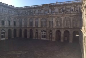 Madrid: Skip-the-Line Guided Tour of the Royal Palace
