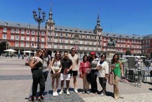 Madrid: Spain's Greatest Minds Private Guided Walking Tour