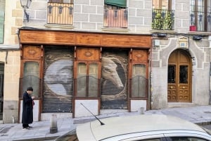 Madrid: Katutaide ja graffitit itseopastettu kierros