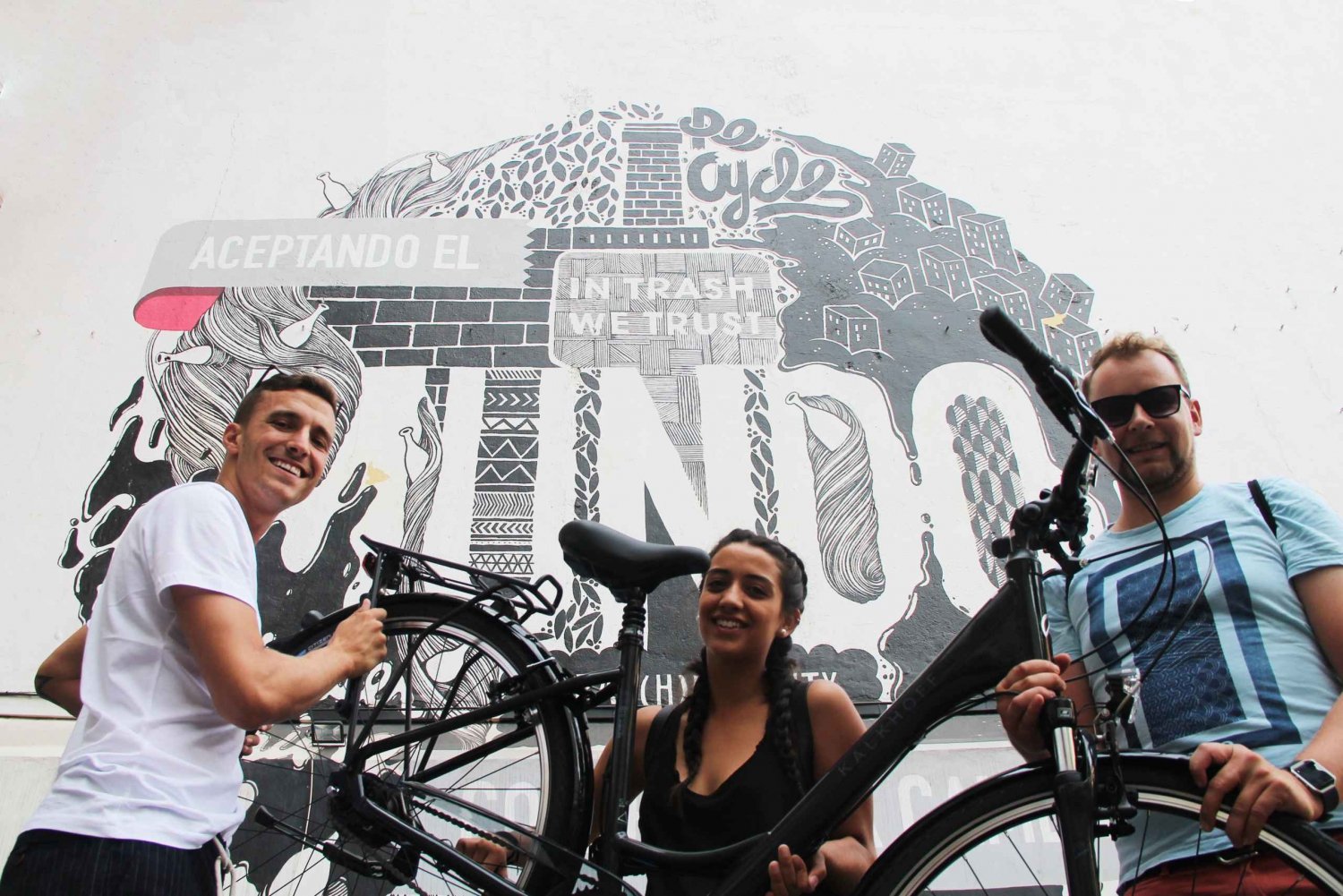 Madrid: Street Art Bike Tour