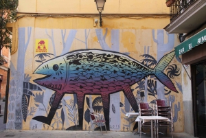 tour de arte urbano con grafitis locales