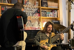 Madrid: tour del Rastro di domenica, jazz jam e tapas con birra