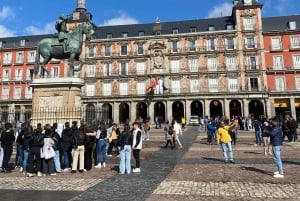 Madrid: paseo por el Barrio de los Austrias opción visita Museo del Prado