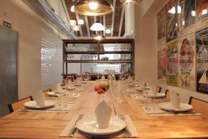 Madrid: Clase de Cocina de Tapas y Paella con un Chef Experto