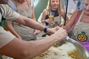 Madrid: The Original Paella and Sangria Workshop with Tapas