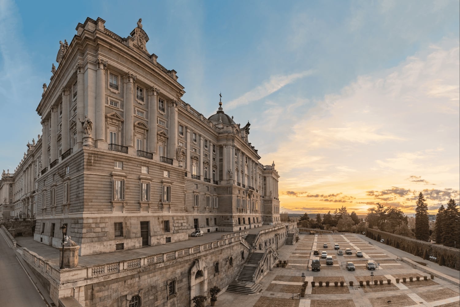 Madrid: Visita guiada sem fila ao Palácio Real