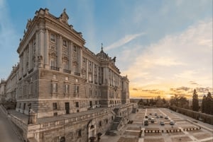 Madrid: Visita guiada sem fila ao Palácio Real