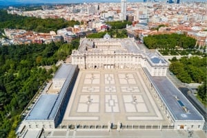 Madrid: Visita guiada sem fila ao Palácio Real