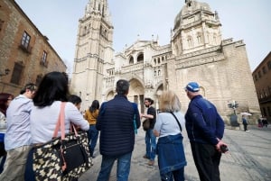 Madrid: Toledo Day Trip with Guided Tour & WAH Musical Show